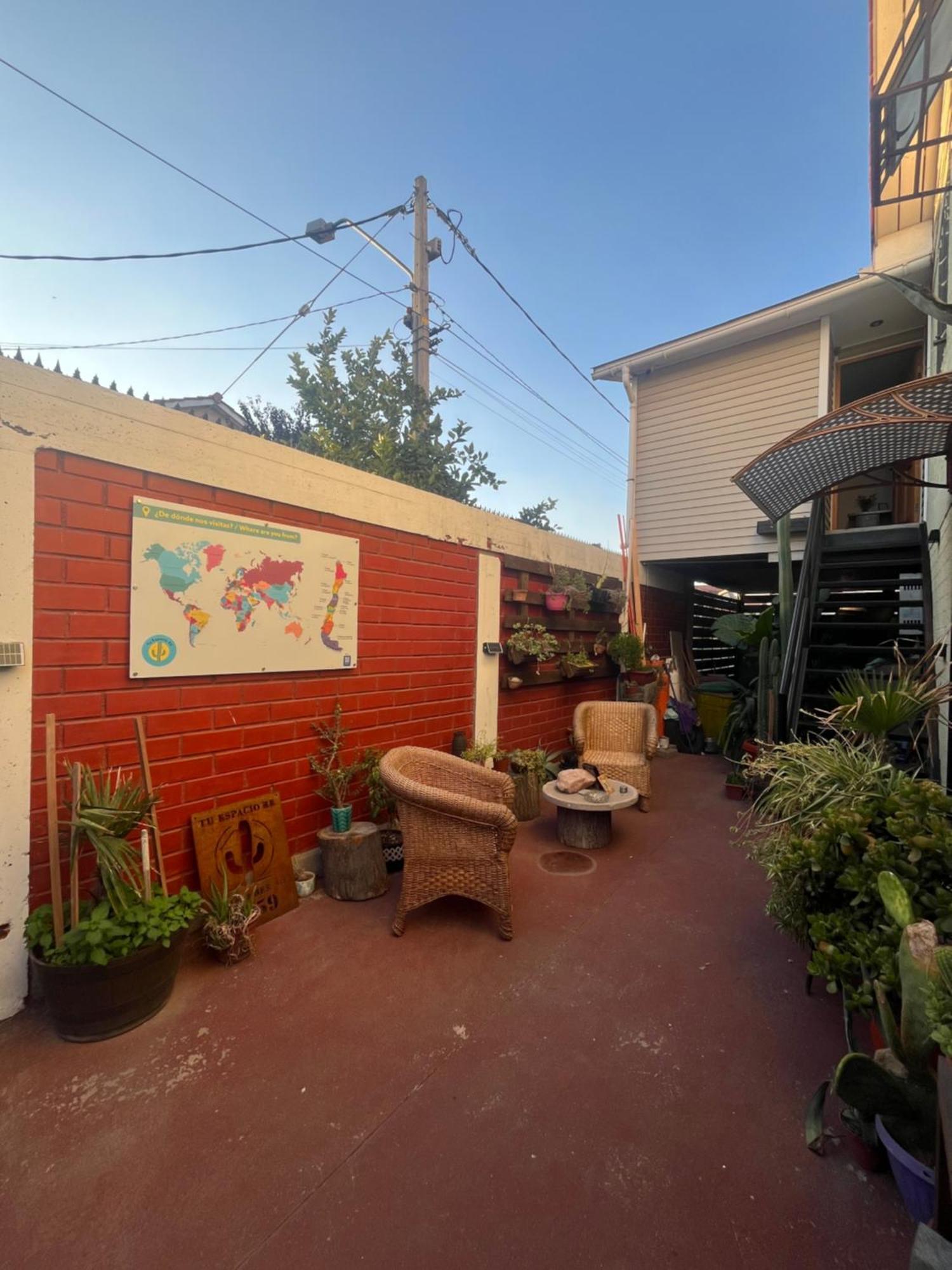 Hostel Tu Espacio Re - Casa Cerca Del Aeropuerto Сантьяго Экстерьер фото